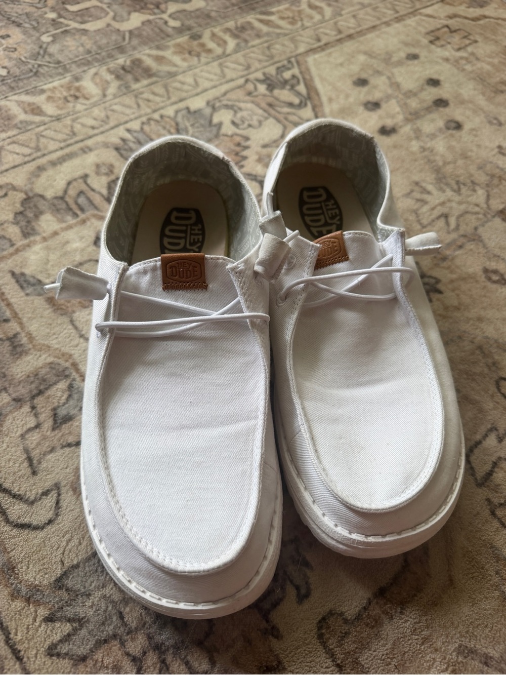 Hey Dude Womens White Wally Canvas Casual Shoes